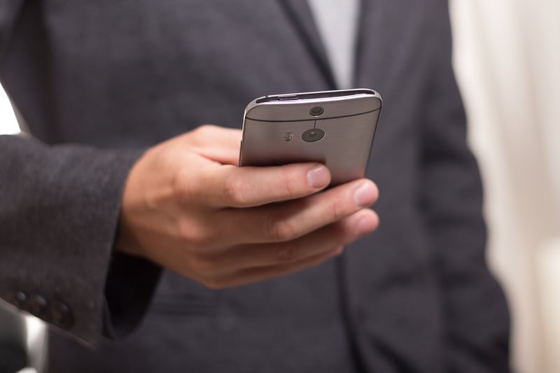 Staying connected while traveling